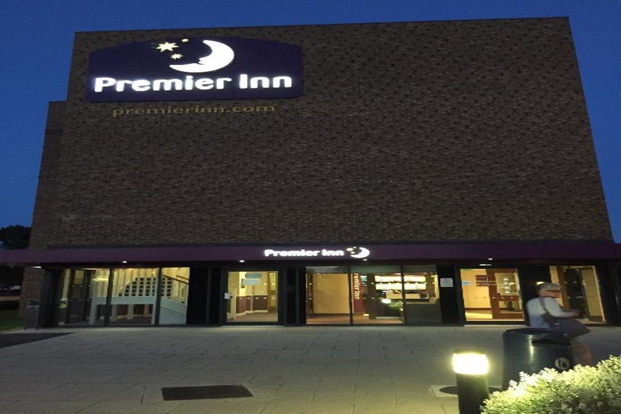 Premier Inn London Dagenham Exteriör bild